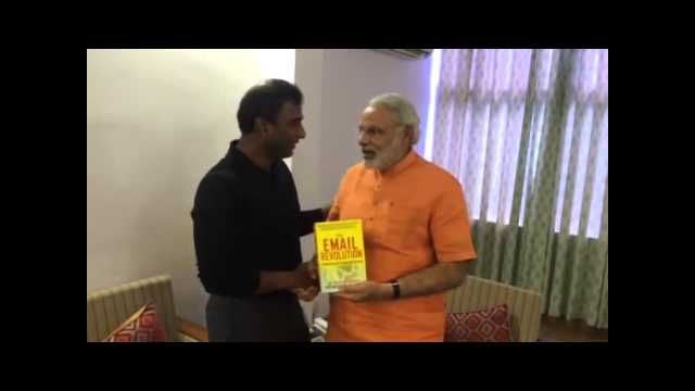 Shri Narendra Modi Honors Dr. V.A. Shiva Ayyadurai, the Inventor of Email