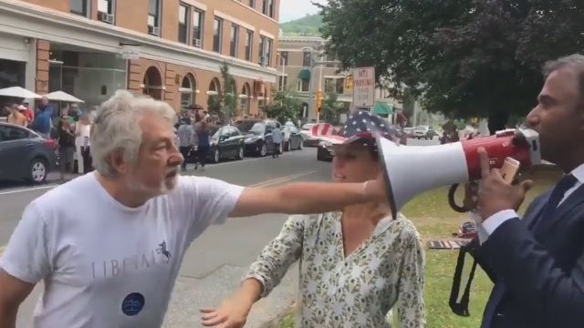 The Racist Elizabeth Warren sends a �Liberal� old goat to ATTACK me. Nice guy