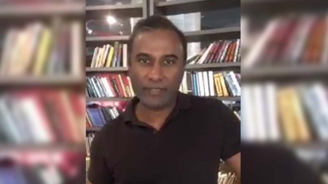 Dr. Shiva Ayyadurai Donates Books in Puerto Rico